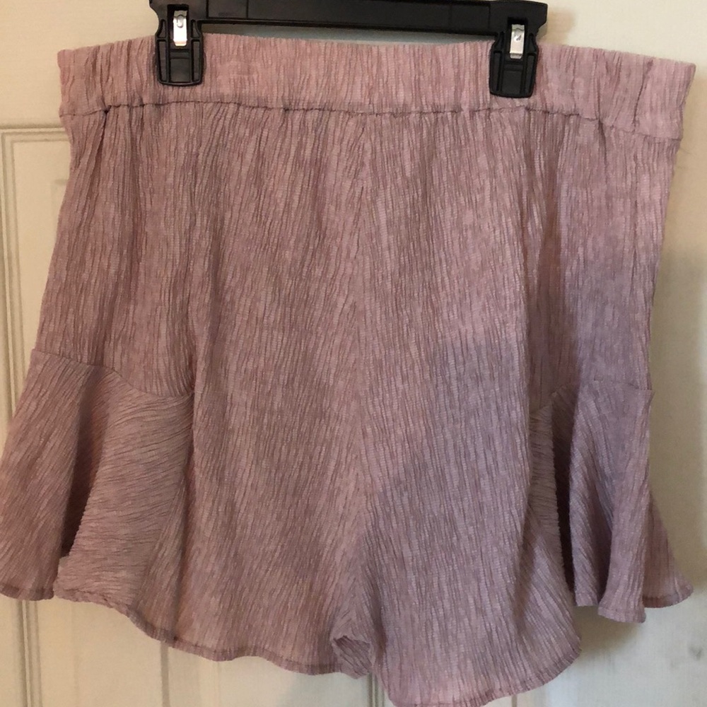 Shorts - Picture 2 of 2